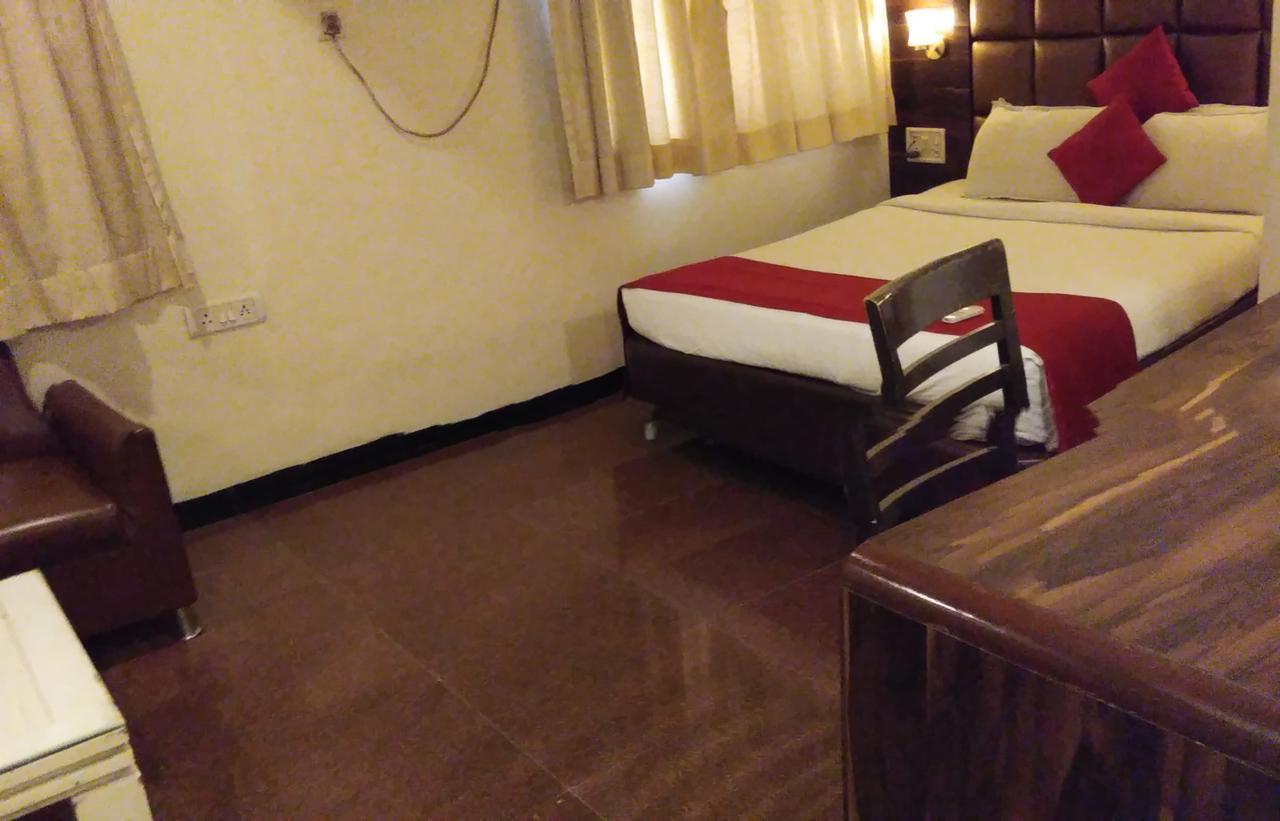Hotel Heritage Dakshin Navi Mumbai Exterior foto