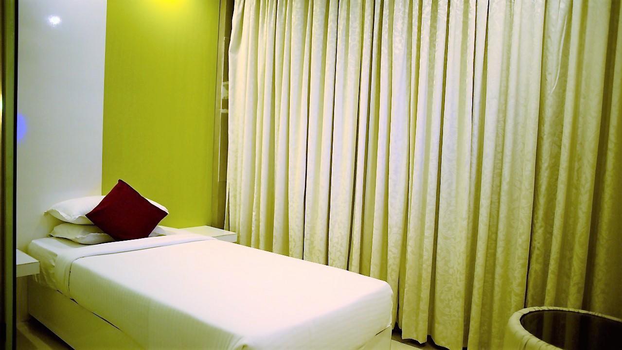 Hotel Heritage Dakshin Navi Mumbai Exterior foto