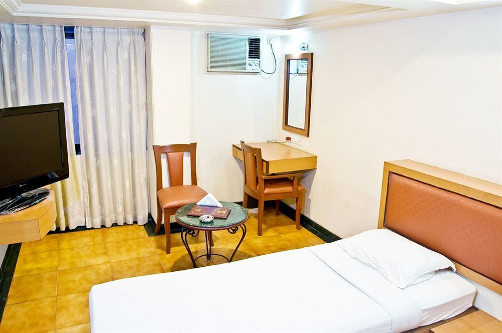 Hotel Heritage Dakshin Navi Mumbai Exterior foto