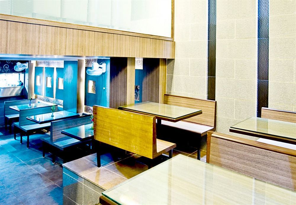 Hotel Heritage Dakshin Navi Mumbai Exterior foto
