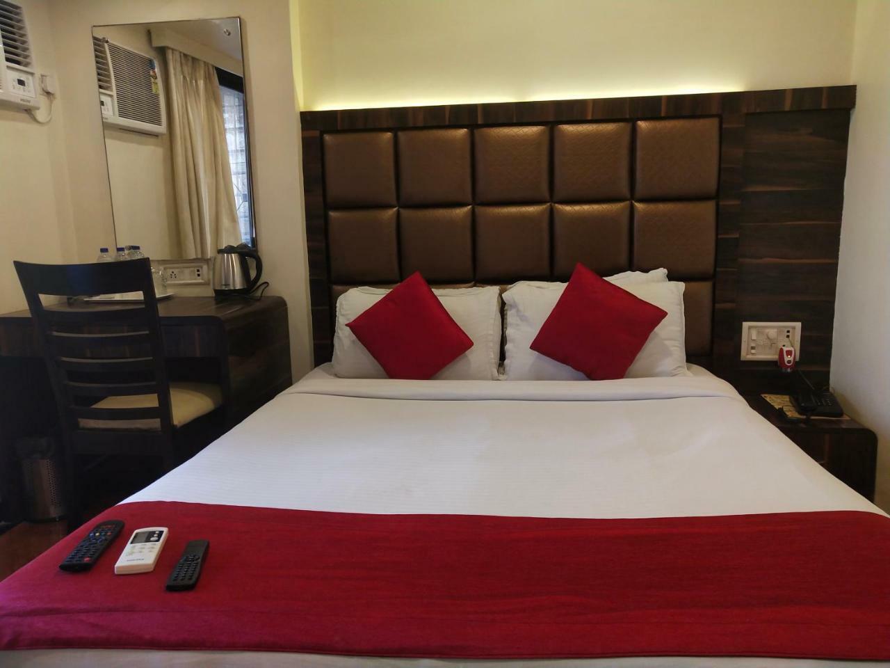 Hotel Heritage Dakshin Navi Mumbai Exterior foto