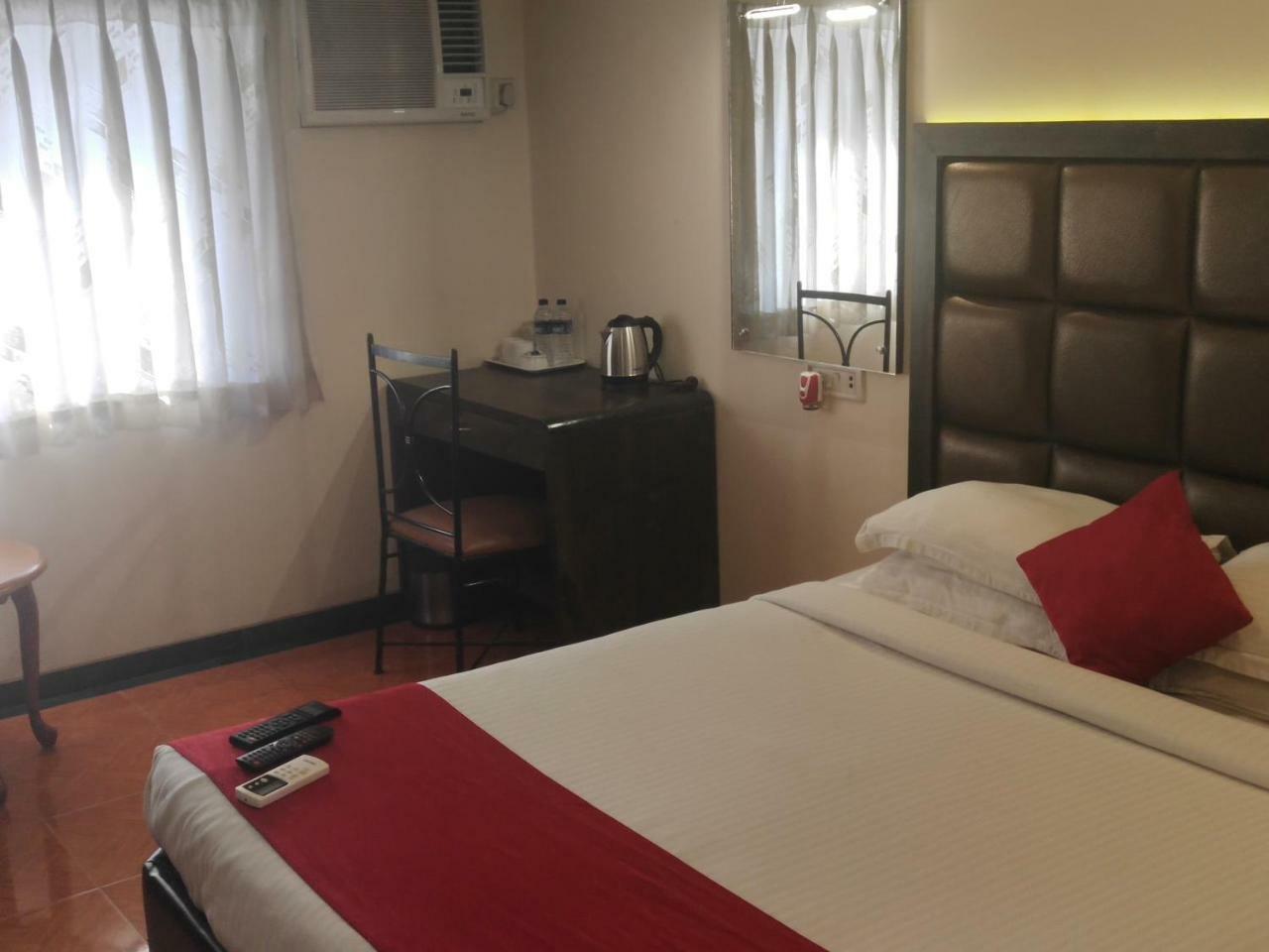 Hotel Heritage Dakshin Navi Mumbai Exterior foto